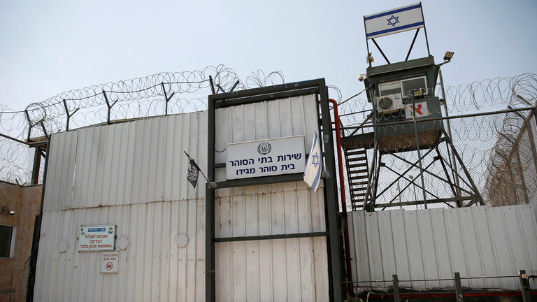 دام برس : دام برس | فرار 6 أسرى فلسطينيين من سجن جلبوع الإسرائيلي عبر نفق.. وهم: